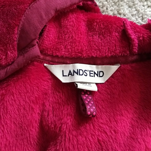 Girls red Land's End sweatshirt - Picture 2 of 2